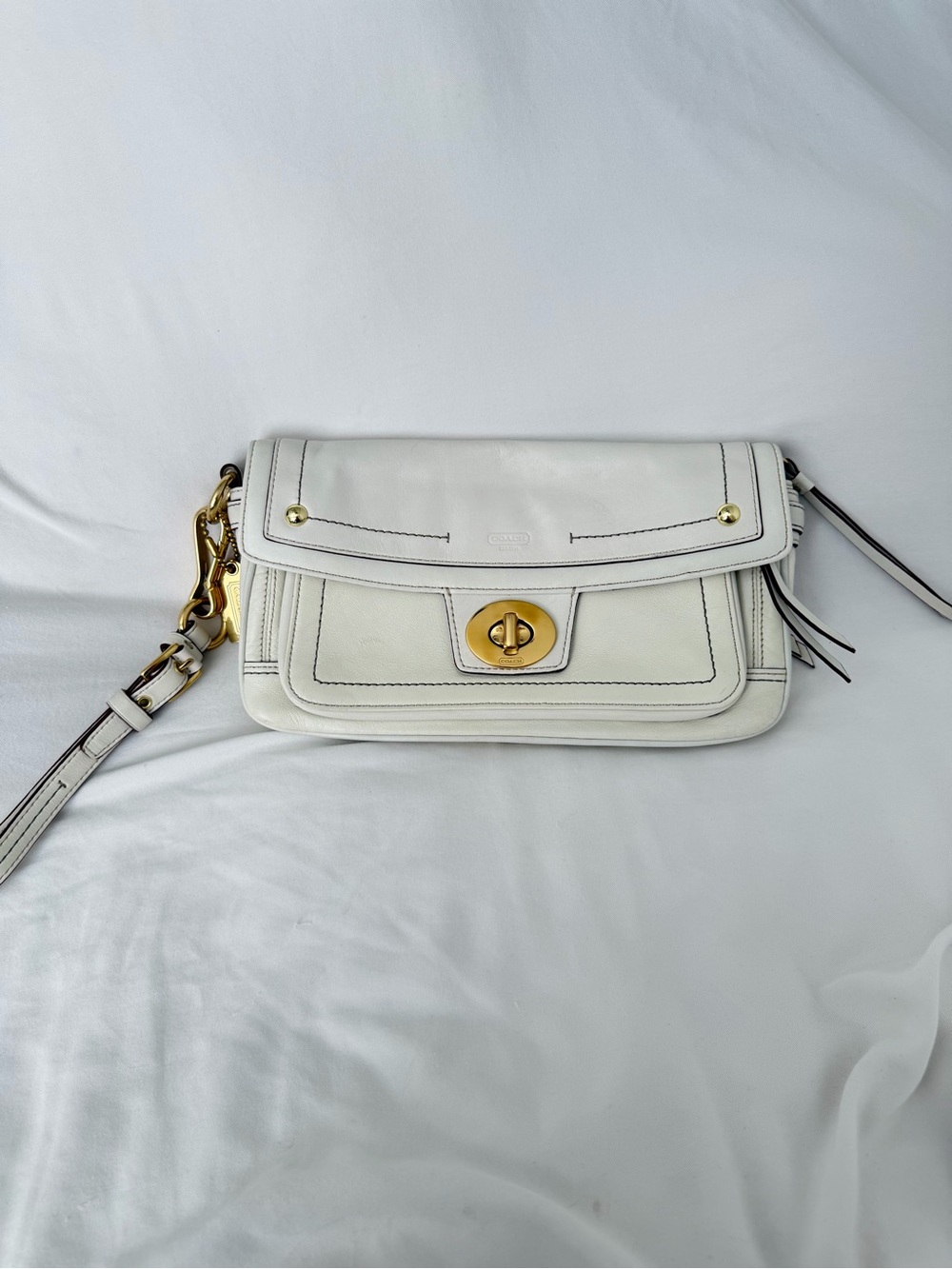 Coach Legacy Hamptons Wristlet Clutch